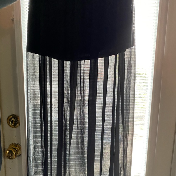 MOVING SALE 3/20 5/25 f21 maxi chiffon skirt - Picture 3 of 3